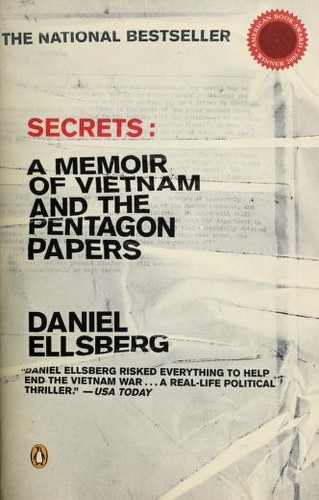 Secrets (Hardcover, 2002, Viking Adult)
