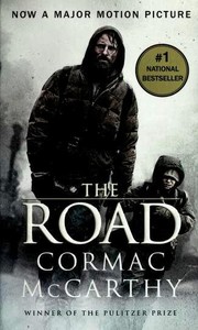 The Road (Paperback, 2009, Vintage International)