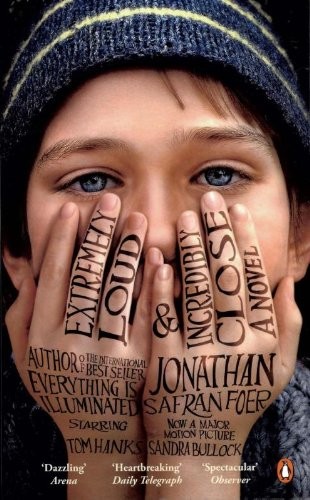 Extremely Loud and Incredibly Close (2011, Houghton Mifflin Harcourt Trade & Reference Publishers)